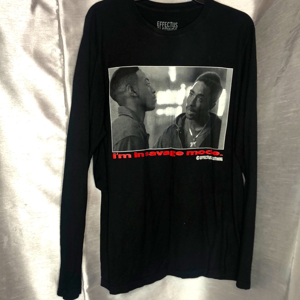Long sleeve graphic tee